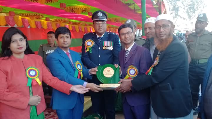 বিজয় দিবসের প্রথম পুরস্কার